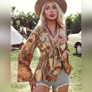 Shein Paisley Bell Sleeve Blouse 70's Baby Doll Size XL Fits MEDIUM New